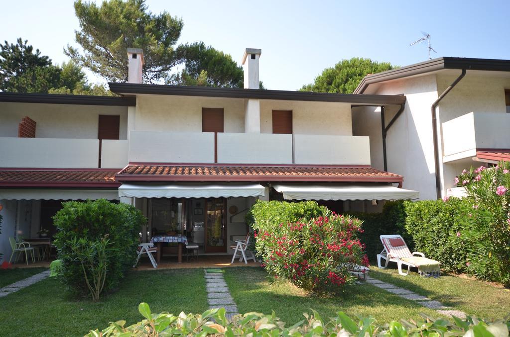 Villaggio Club Dei Pini Bibione Dış mekan fotoğraf