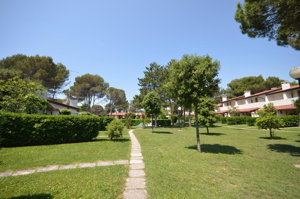 Villaggio Club Dei Pini Bibione Dış mekan fotoğraf