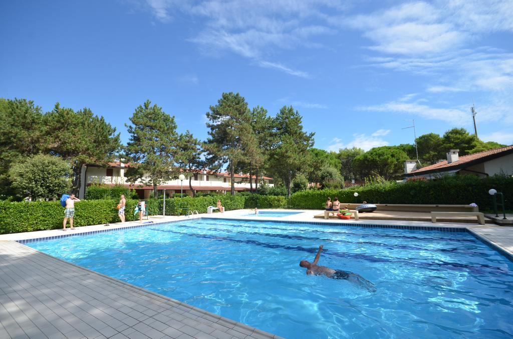 Villaggio Club Dei Pini Bibione Dış mekan fotoğraf